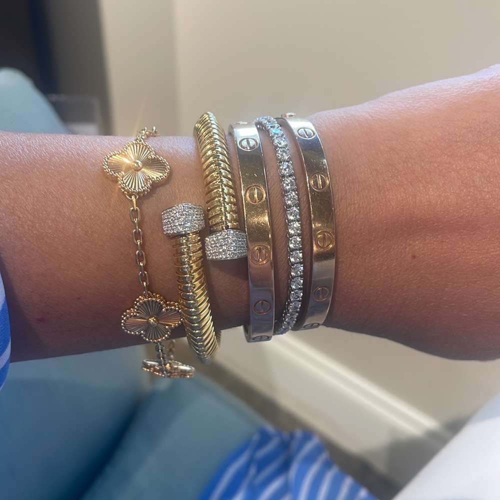 Afarin Collection Tubogas Diamond Bypass Cuff Bangle Bracelet in 18k